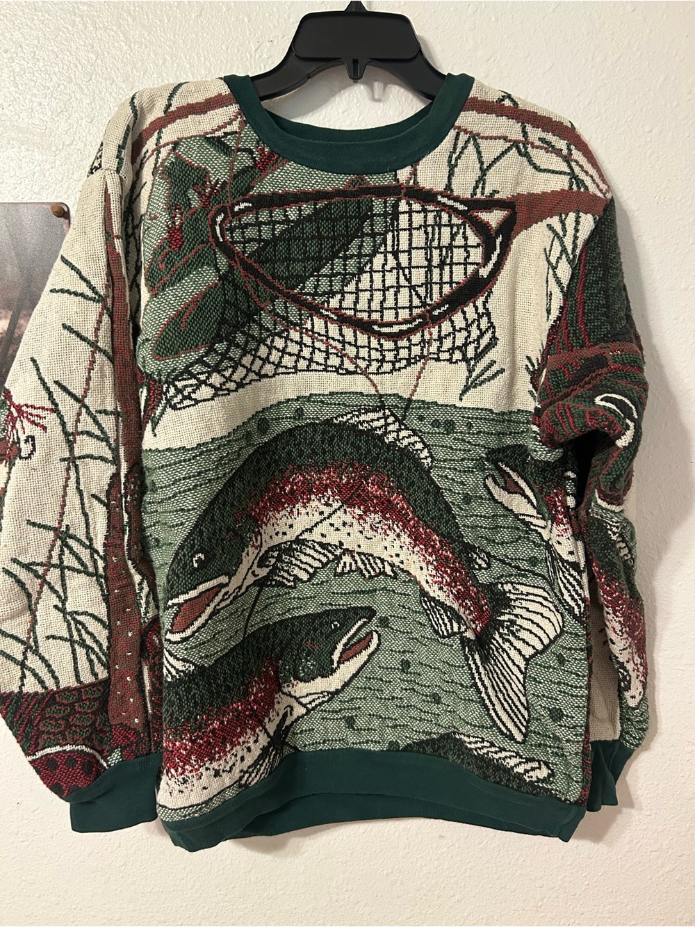 Crewneck Fish-Print Sweater in Green and Cream